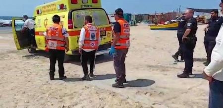 مصرع طفل غرق بشاطئ الصيادين في الخضيرة